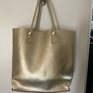 Gold tote